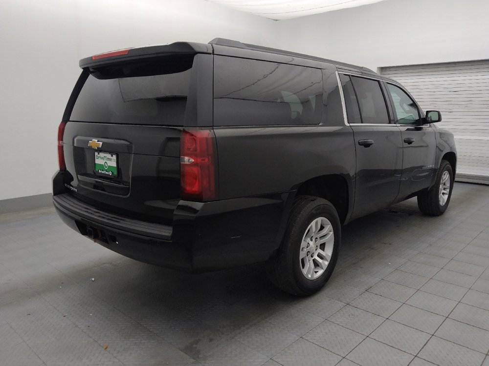 Used 2020 Chevrolet Suburban LT image 9