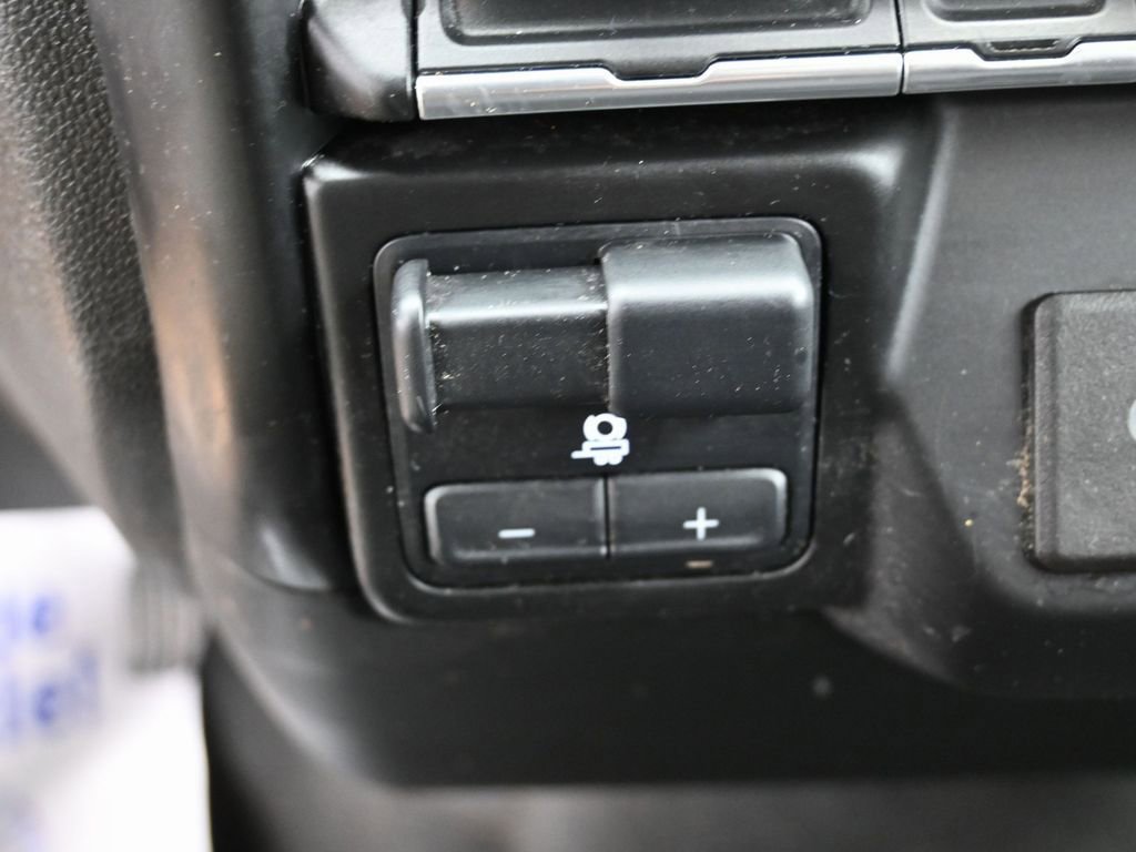 Used 2022 Chevrolet Silverado 2500 LT w/ Convenience Package AWD/4WD image 26