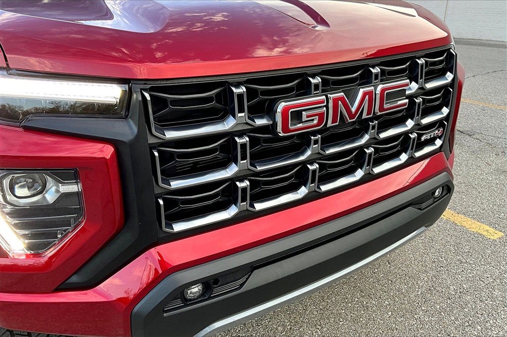 Used 2024 GMC Canyon AT4 w/ LPO, Skid Plate Package image 29