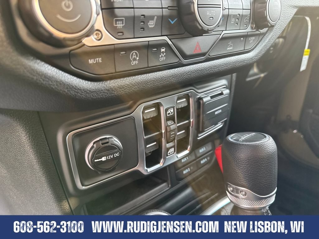 New 2025 Jeep Gladiator Sport w/ Dual Top Group AWD/4WD image 11