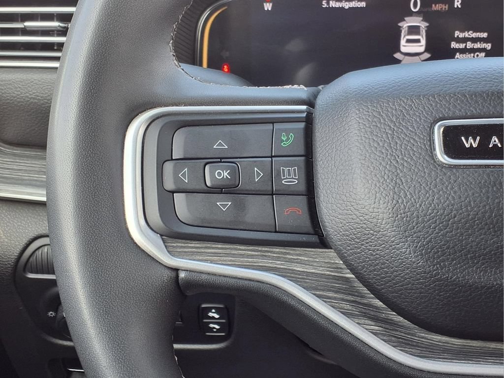 Used 2024 Jeep Wagoneer Series III AWD/4WD image 15