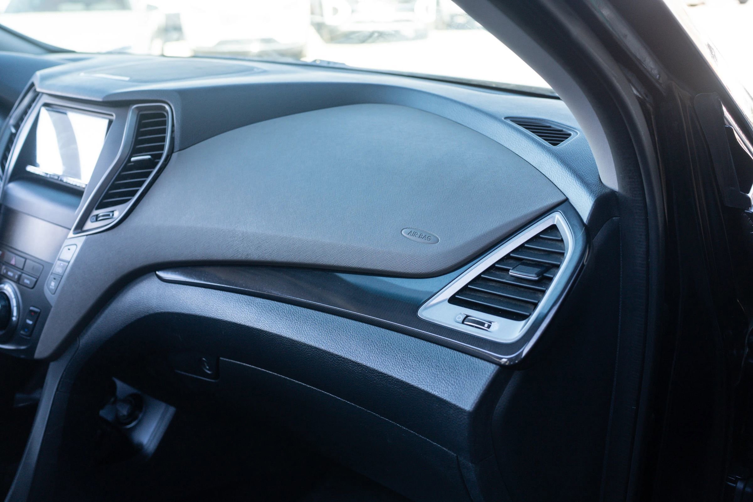 Used 2015 Hyundai Santa Fe GLS w/ Option Group 03 AWD/4WD image 14