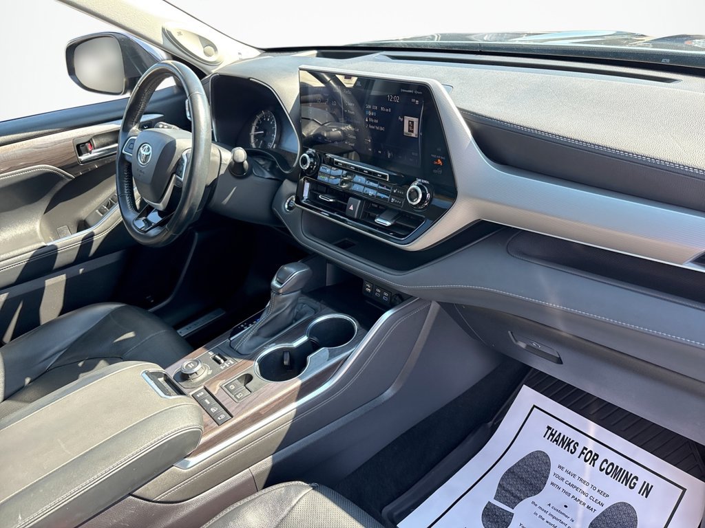 Used 2022 Toyota Highlander Platinum AWD/4WD image 13