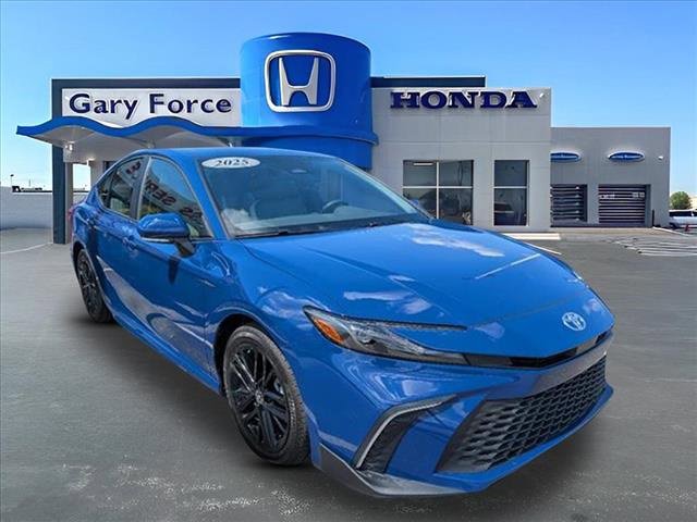 Used 2025 Toyota Camry SE