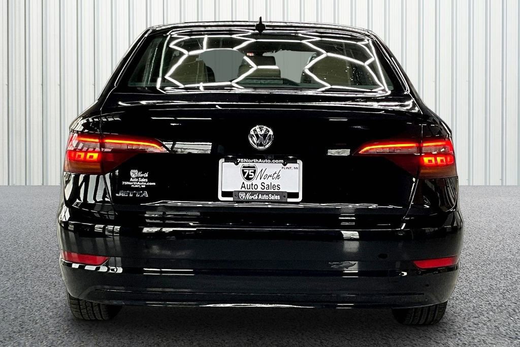 Used 2019 Volkswagen Jetta SE image 5