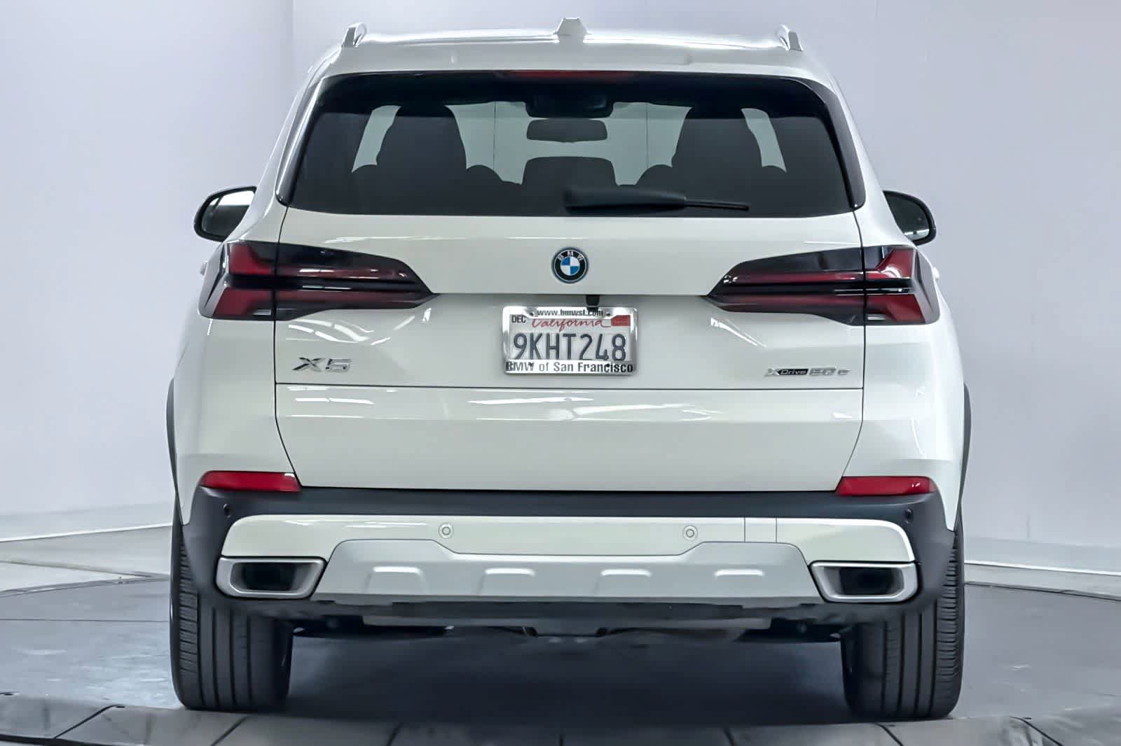 Used 2024 BMW X5 xDrive50e AWD/4WD image 7