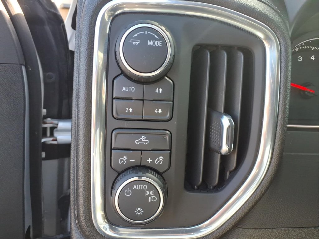 Certified 2020 Chevrolet Silverado 1500 LT w/ All-Star Edition AWD/4WD image 16