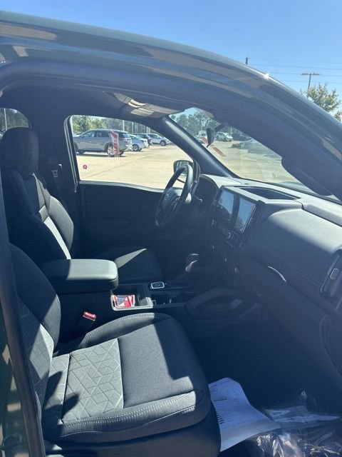 New 2026 Nissan Frontier SV image 7