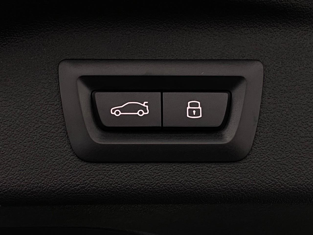 New 2026 BMW X7 M60i image 8