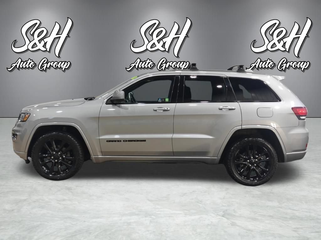 Used 2019 Jeep Grand Cherokee Altitude AWD/4WD image 16