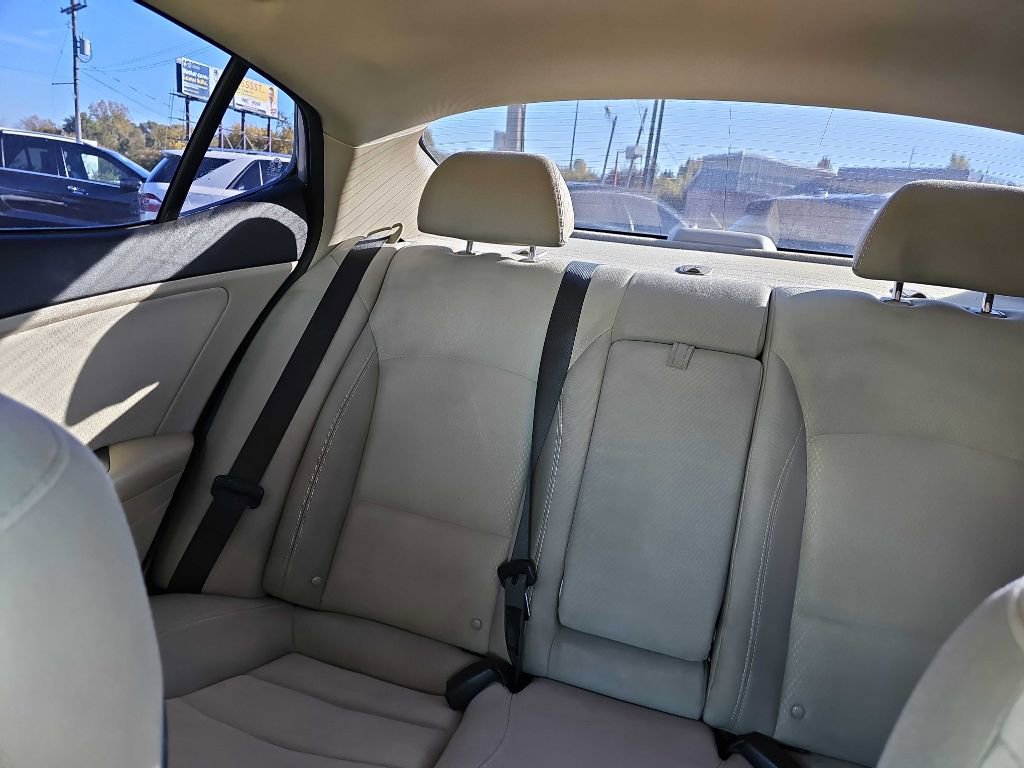 Used 2014 Kia Optima LX image 32