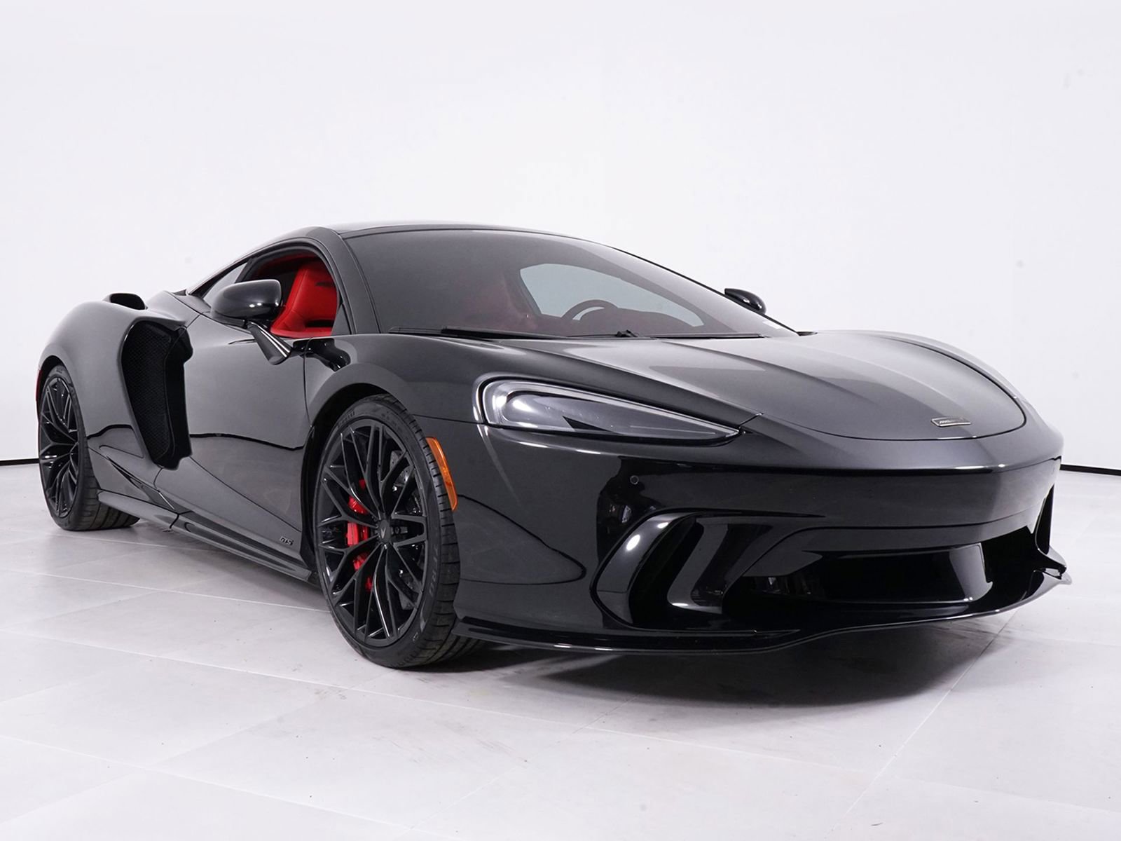 Used 2025 McLaren GTS image 17