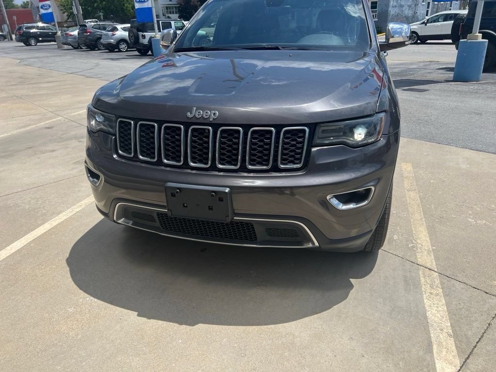 Used 2017 Jeep Grand Cherokee Limited w/ Luxury Group II AWD/4WD image 5