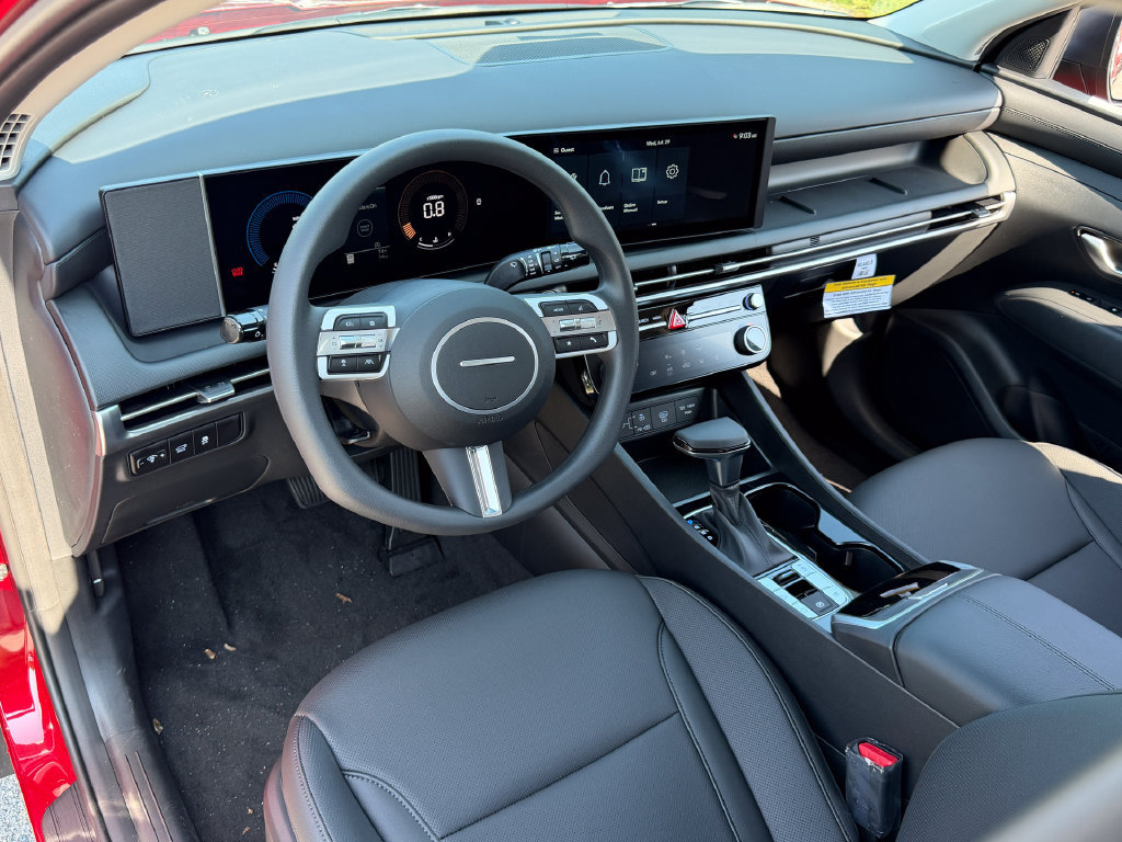 New 2026 Hyundai Tucson SEL Plus FWD image 18