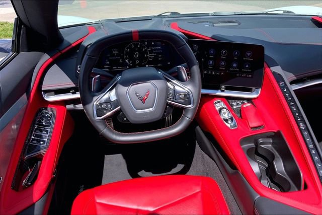 Used 2022 Chevrolet Corvette Stingray Preferred Conv w/ Z51 Performance Package RWD image 5