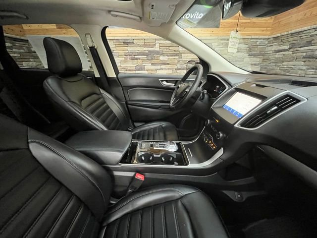 Used 2020 Ford Edge SEL w/ Convenience Package AWD/4WD image 16