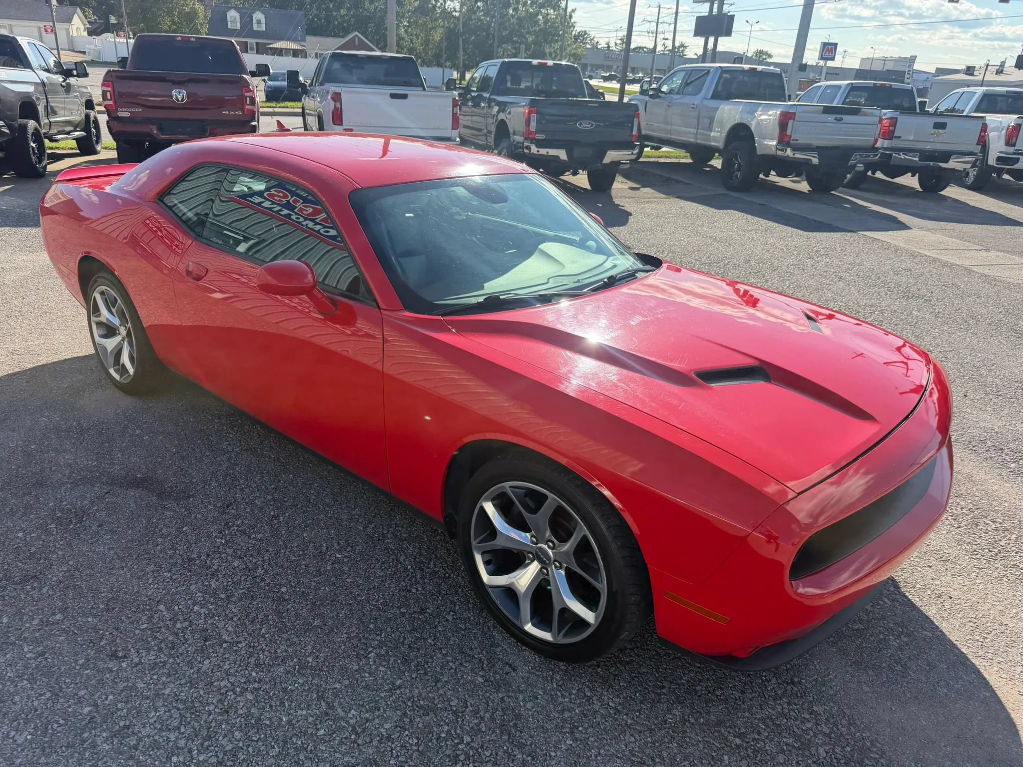 Used 2016 Dodge Challenger SXT Plus RWD image 12