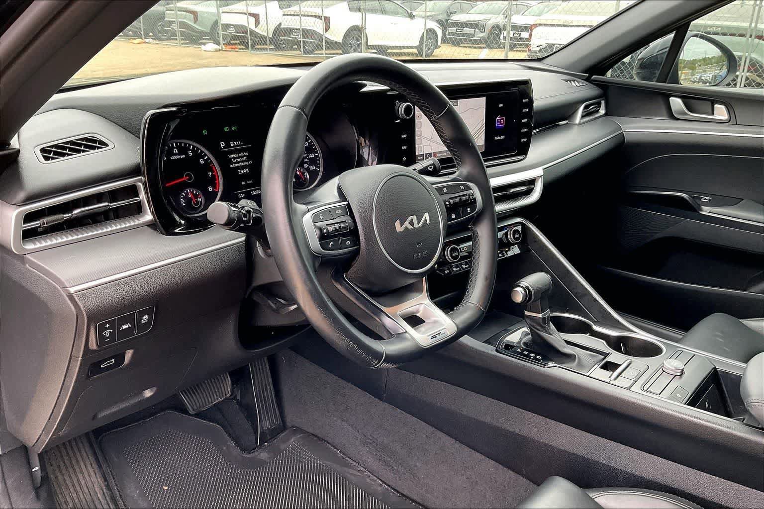 Used 2023 Kia K5 GT-Line w/ GT-Line Premium Package image 2