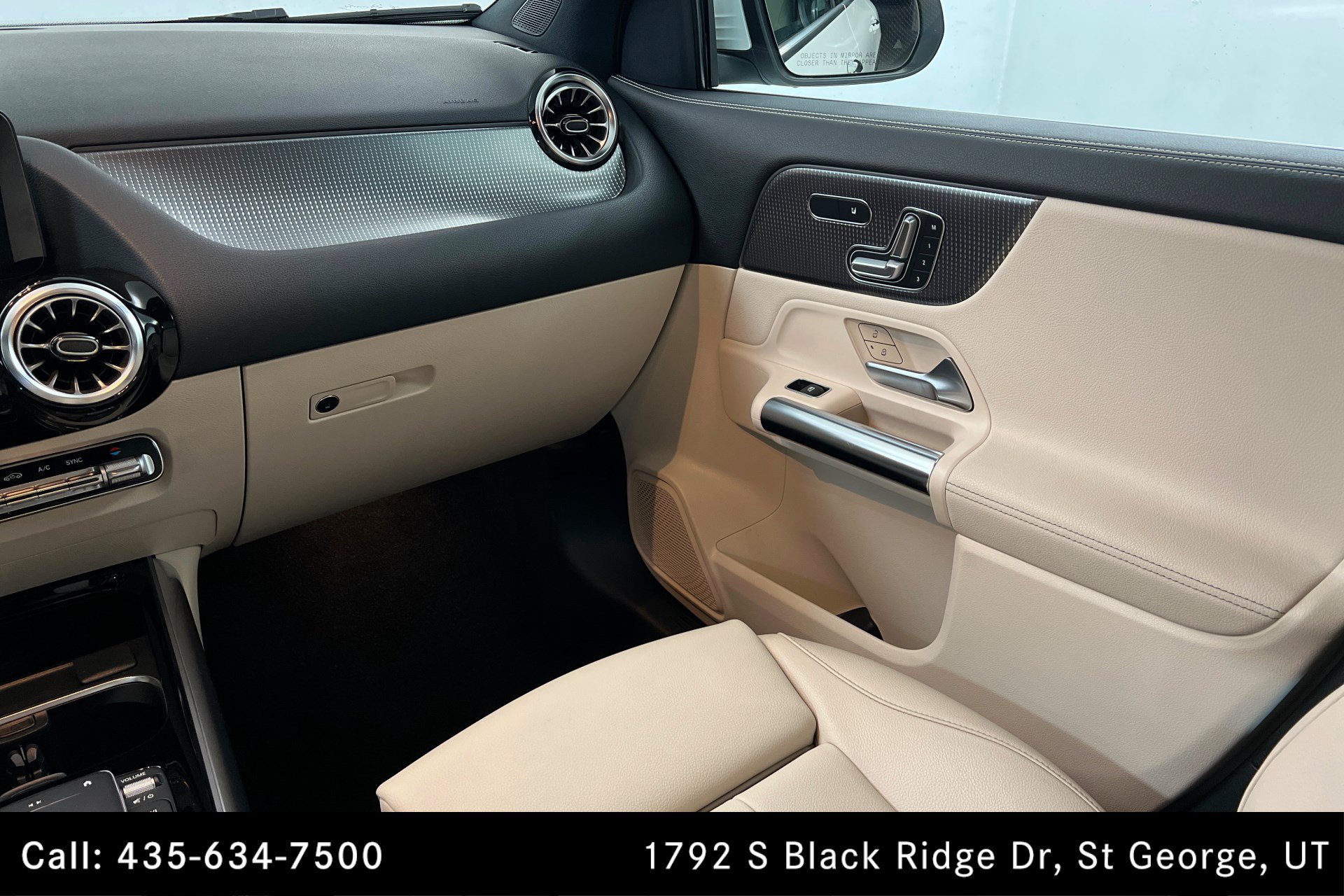 Certified 2022 Mercedes-Benz GLA 250 4MATIC w/ Premium Package Lite image 10