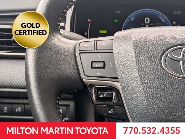 Used 2025 Toyota Camry SE FWD image 21