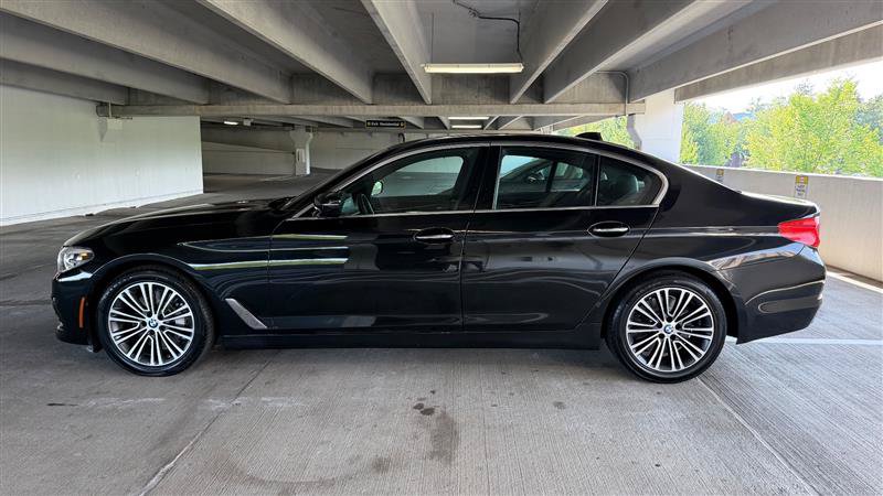 Used 2018 BMW 540i xDrive AWD/4WD image 2