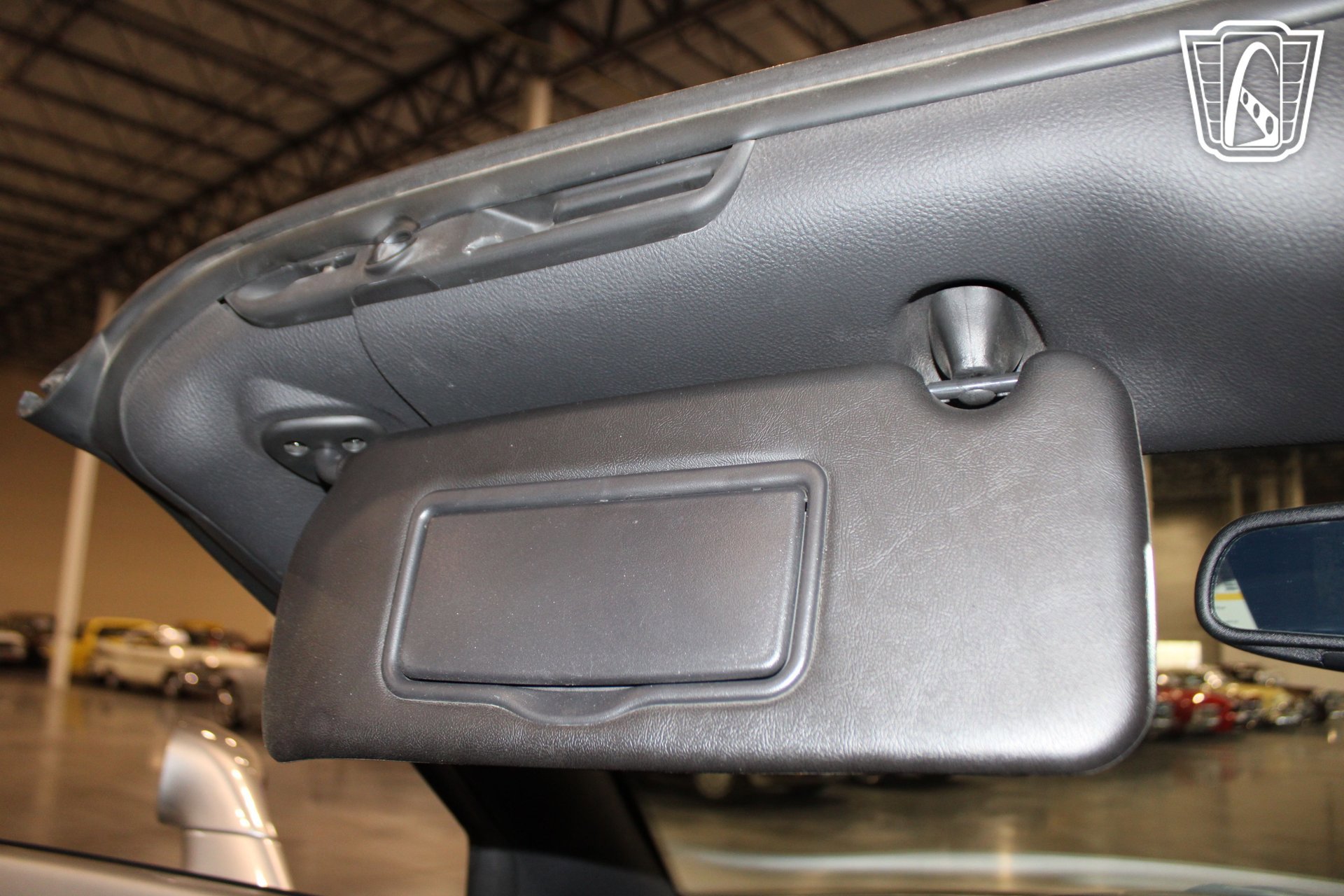 Used 2004 Chevrolet SSR w/ Preferred Equipment Group RWD image 35