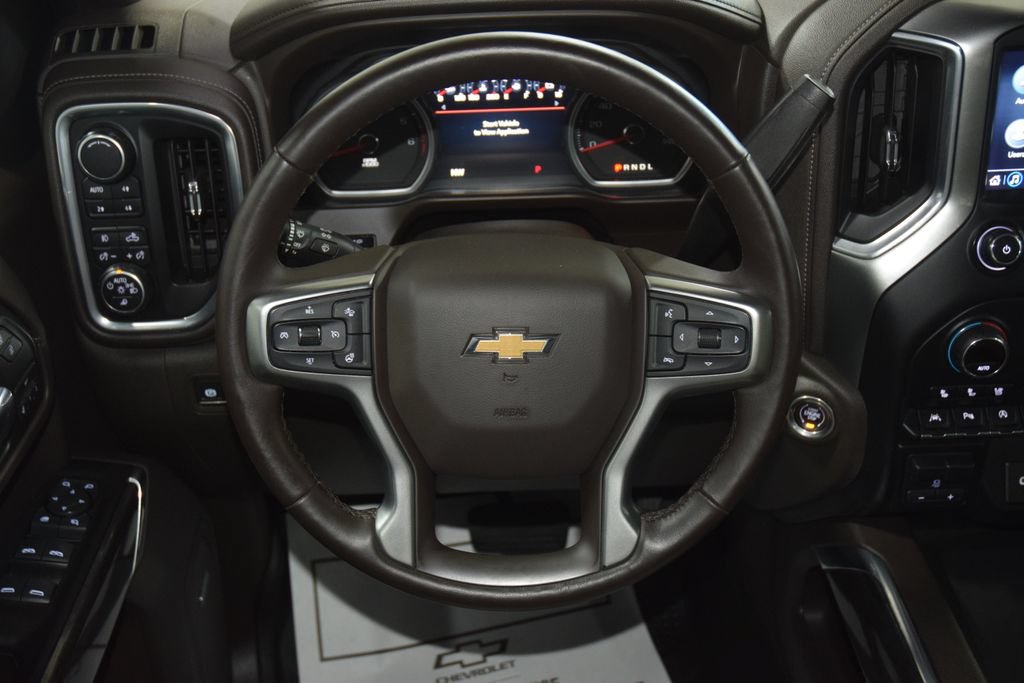 Used 2019 Chevrolet Silverado 1500 LTZ w/ LTZ Premium Package AWD/4WD image 39