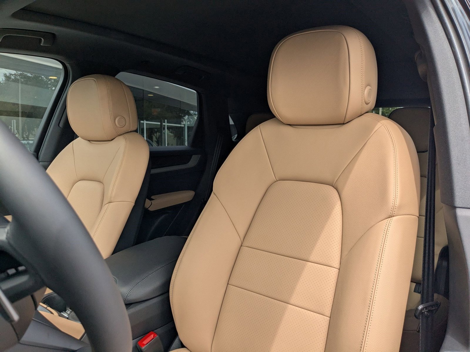 New 2026 Porsche Cayenne image 5