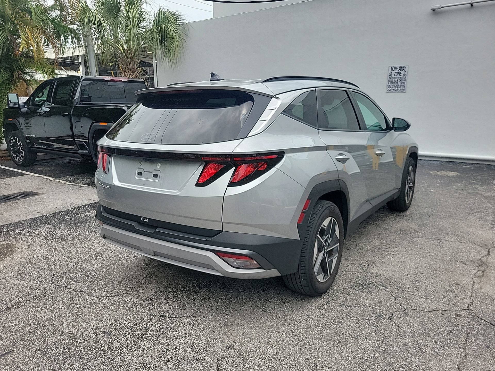 Used 2025 Hyundai Tucson SEL FWD image 8