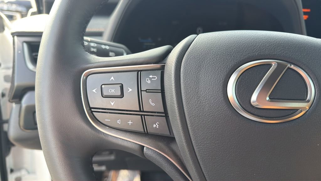 Certified 2025 Lexus UX 300h AWD w/ Accessory Package (Z1) image 22
