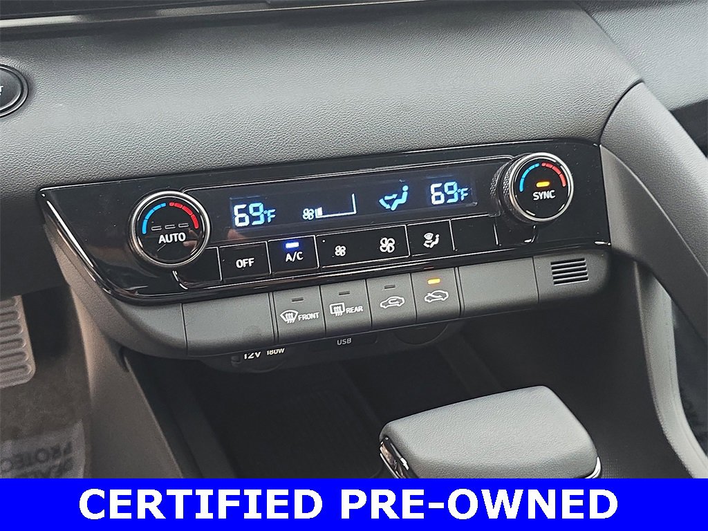 Used 2025 Hyundai Elantra Sport image 21