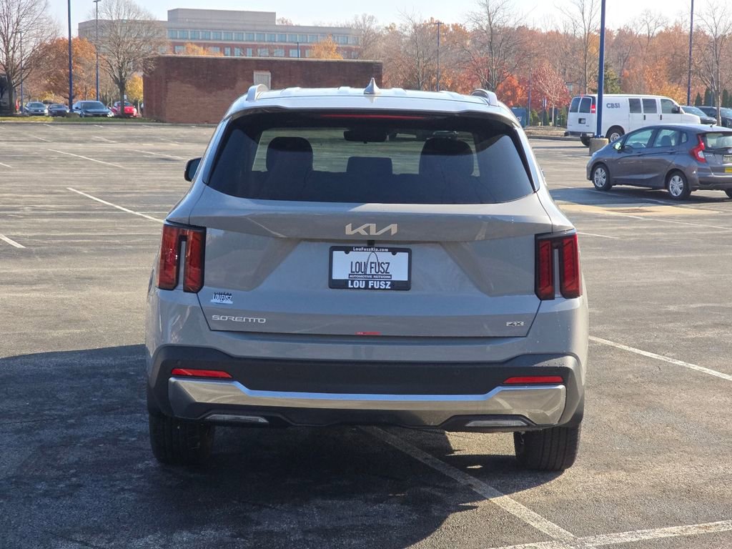 New 2026 Kia Sorento S w/ S Panoramic Sunroof Package image 15