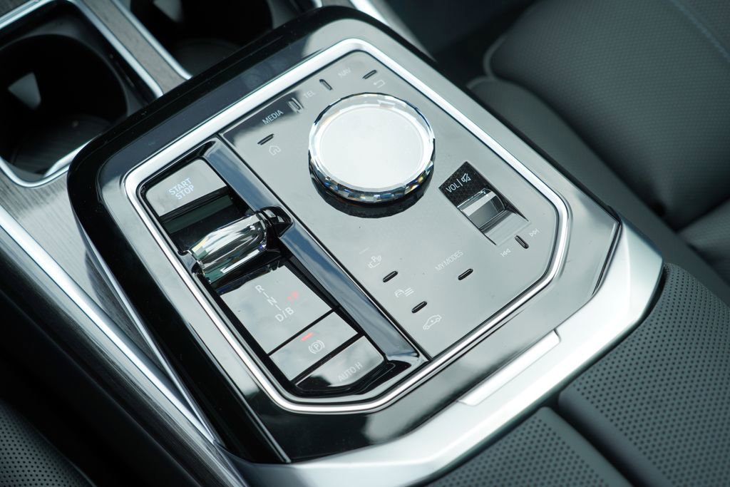New 2026 BMW i7 xDrive60 AWD/4WD image 18