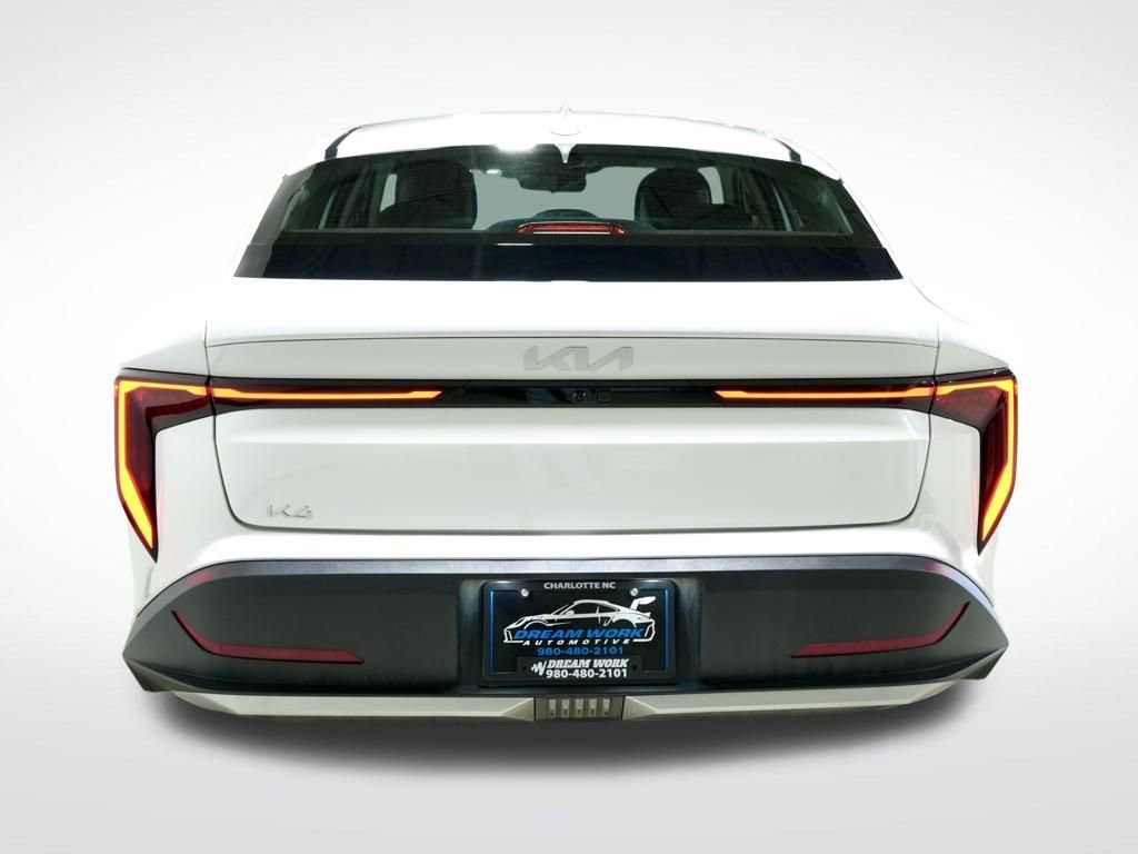 Used 2025 Kia K4 EX image 7