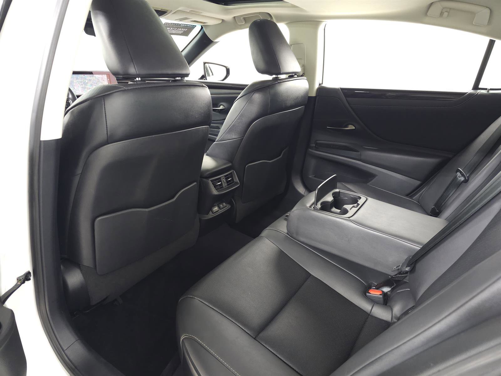 Used 2020 Lexus ES 350 w/ Premium Package image 30