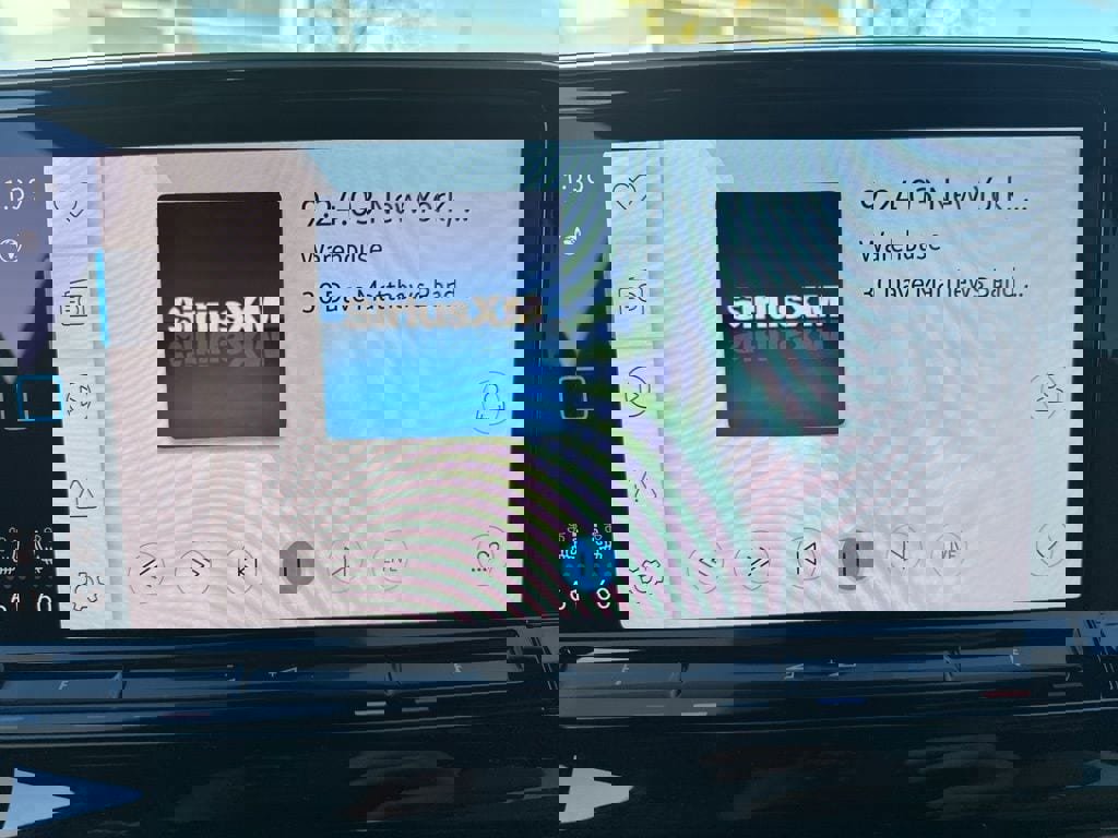 New 2026 Volkswagen Atlas Cross Sport SEL R-Line image 17