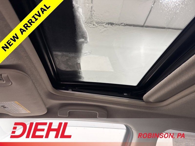 Used 2016 Nissan Juke SL image 32