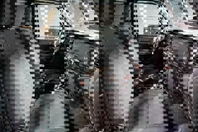 Used 2023 Jeep Wrangler Willys image 15