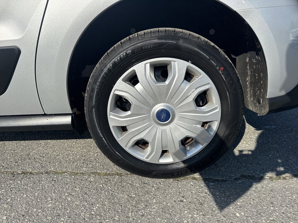 Used 2019 Ford Transit Connect XLT image 26