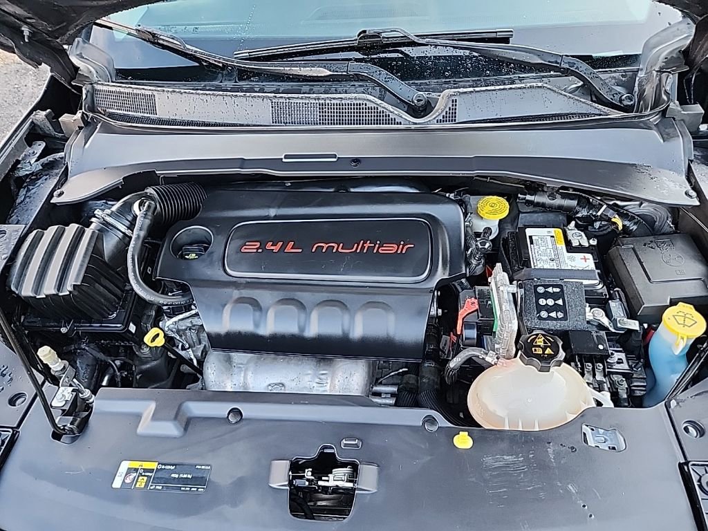 Used 2022 Jeep Compass Limited AWD/4WD image 11