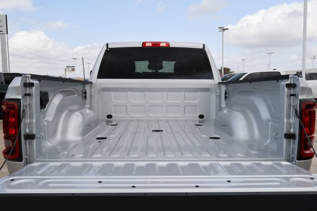 New 2026 RAM 2500 Lone Star AWD/4WD image 7