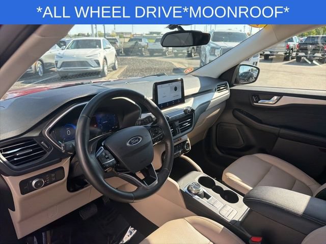 Used 2022 Ford Escape SEL w/ Technology Package AWD/4WD image 17