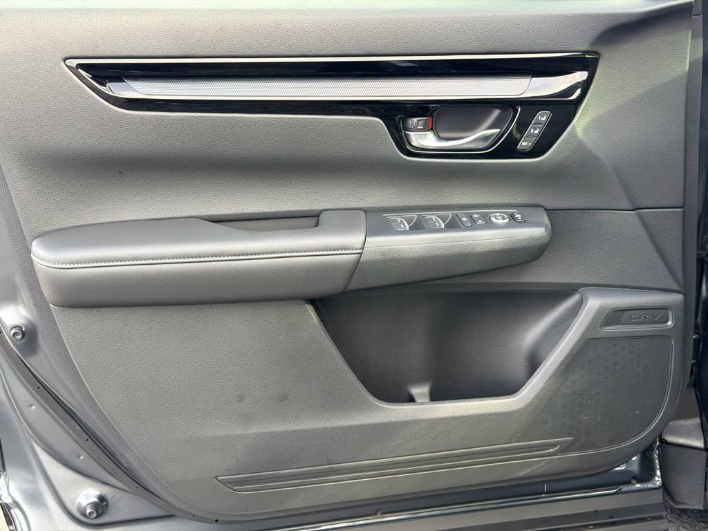 Used 2025 Honda CR-V EX-L image 12