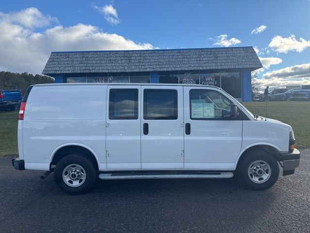 Certified 2023 GMC Savana 2500 w/ Driver Convenience Package RWD image 4