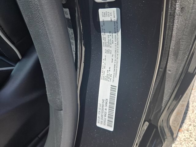 New 2027 Chrysler Pacifica Limited w/ S Appearance Package FWD image 19