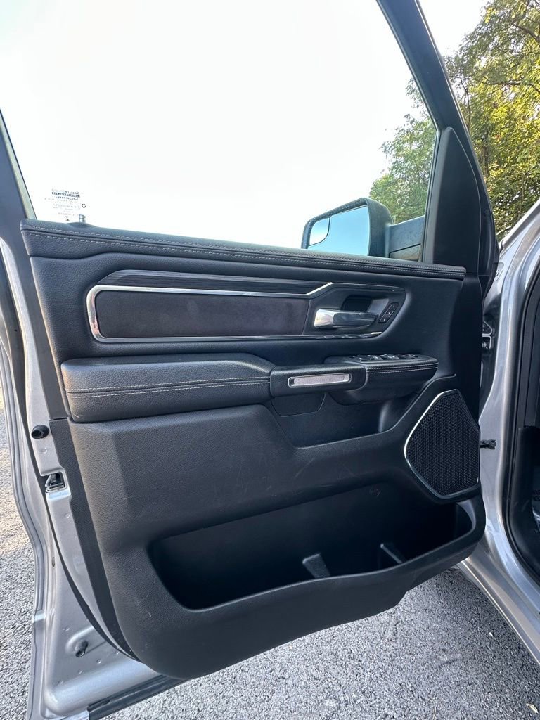 Used 2024 RAM 1500 Laramie image 34