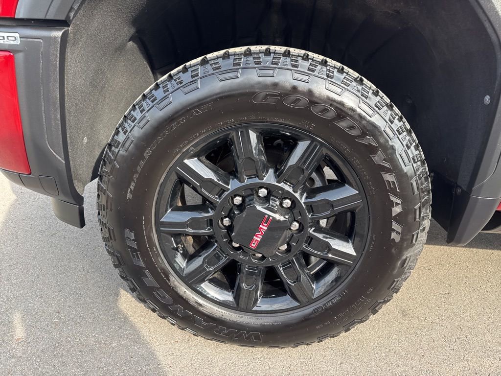 Used 2025 GMC Sierra 2500 AT4 w/ AT4 Premium Plus Package image 29