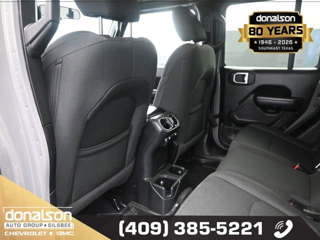 Used 2022 Jeep Gladiator Willys image 10