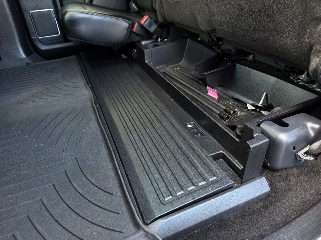 Used 2019 Ford F250 Lariat w/ Lariat Ultimate Package image 22