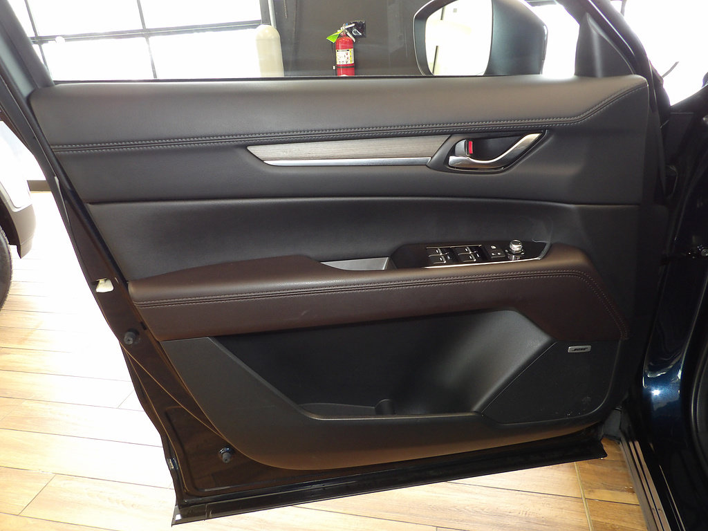 Certified 2023 MAZDA CX-5 Signature AWD/4WD image 24